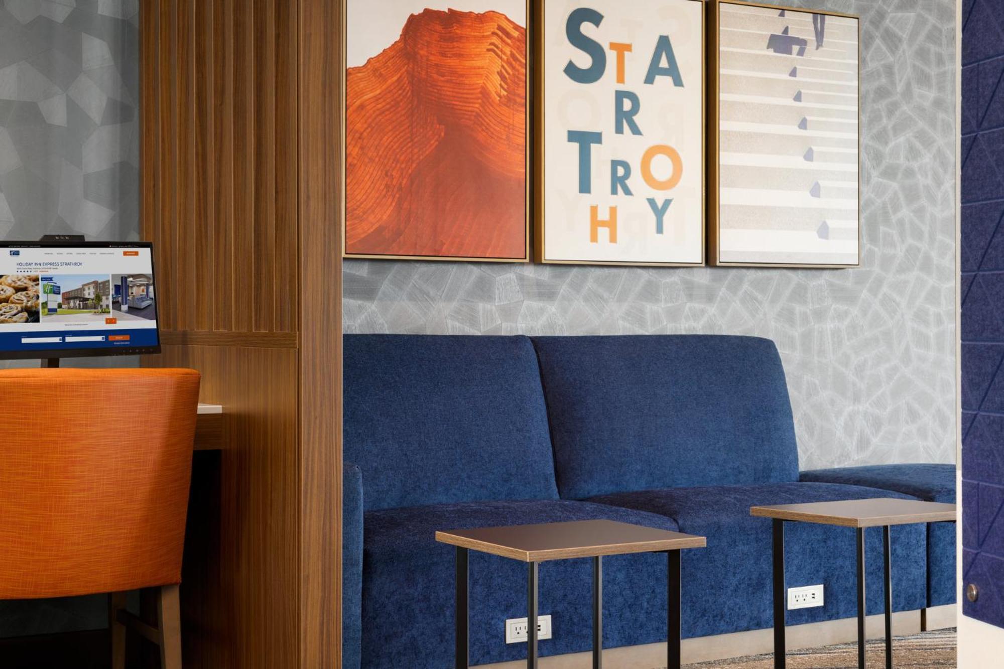 Holiday Inn Express - Strathroy By Ihg Ngoại thất bức ảnh