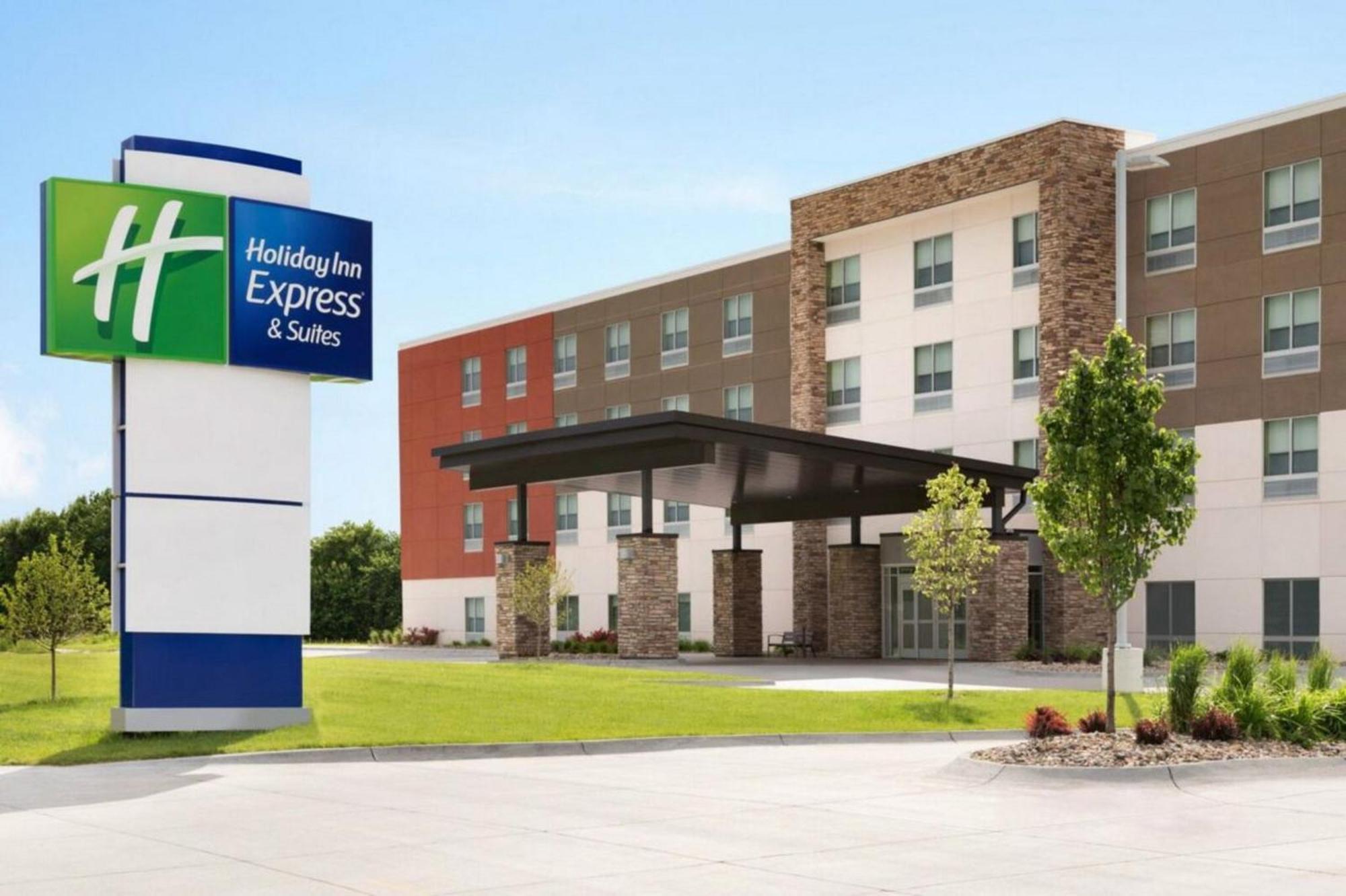 Holiday Inn Express - Strathroy By Ihg Ngoại thất bức ảnh