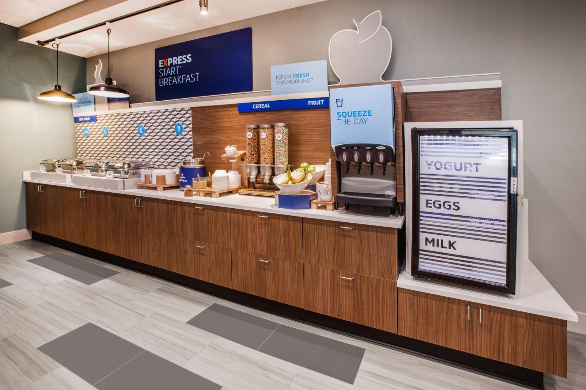 Holiday Inn Express - Strathroy By Ihg Ngoại thất bức ảnh